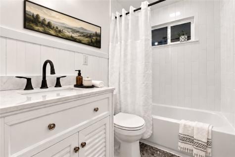 500 Herbst Manor Road Kennedy Township PA 15108