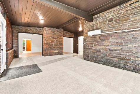 500 Herbst Manor Road Kennedy Township PA 15108