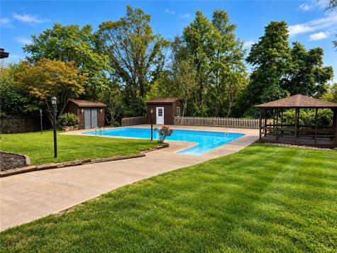 500 Herbst Manor Road Kennedy Township PA 15108