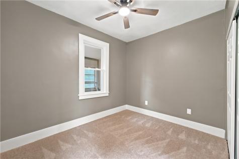 905 Rebecca Port Vue PA 15133