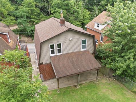 905 Rebecca Port Vue PA 15133