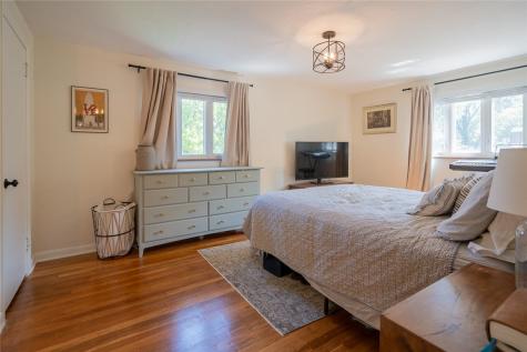 131 E Bruceton Road Pleasant Hills PA 15236
