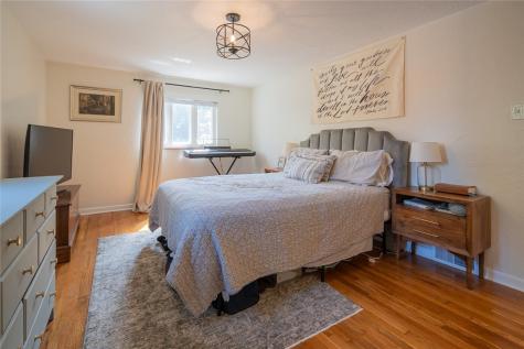 131 E Bruceton Road Pleasant Hills PA 15236