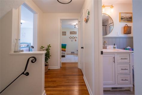 131 E Bruceton Road Pleasant Hills PA 15236