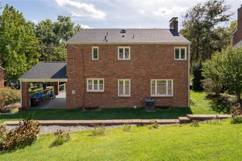 131 E Bruceton Road Pleasant Hills PA 15236