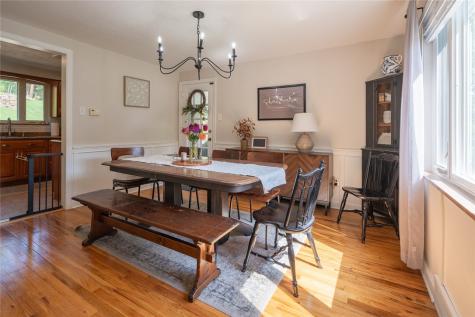 131 E Bruceton Road Pleasant Hills PA 15236