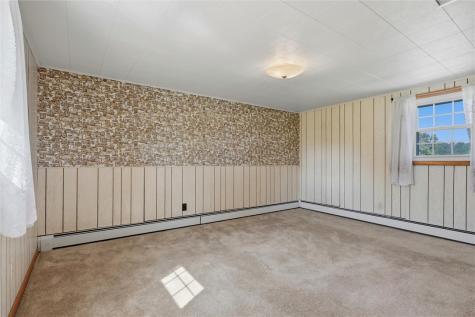 513 5th Street W Leechburg PA 15656