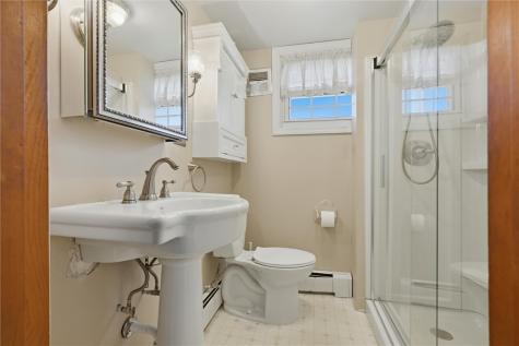 513 5th Street W Leechburg PA 15656