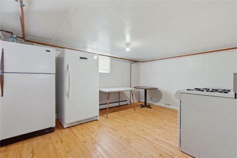 513 5th Street W Leechburg PA 15656