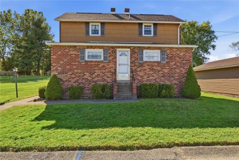 513 5th Street W Leechburg PA 15656