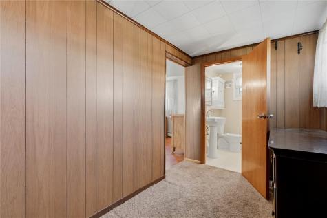 513 5th Street W Leechburg PA 15656