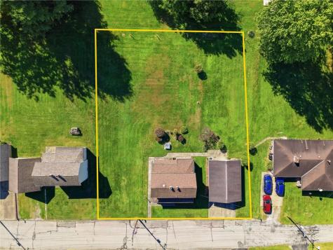 513 5th Street W Leechburg PA 15656