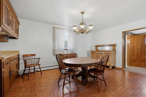 513 5th Street W Leechburg PA 15656
