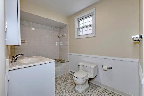 301 Silvis Street Jeannette PA 15644