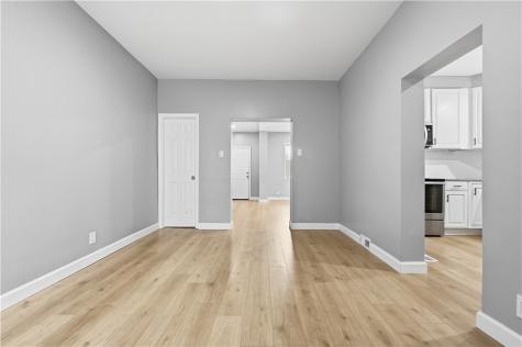 312 W Burgess Perry Hilltop PA 15214