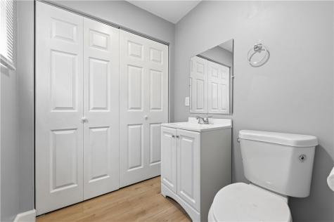 312 W Burgess Perry Hilltop PA 15214