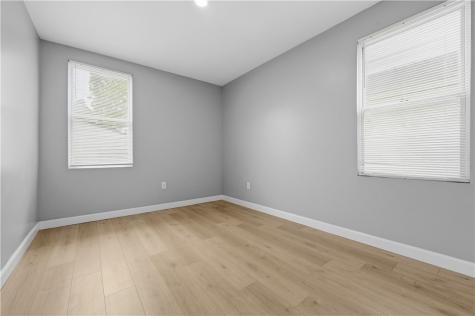 312 W Burgess Perry Hilltop PA 15214