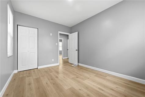 312 W Burgess Perry Hilltop PA 15214