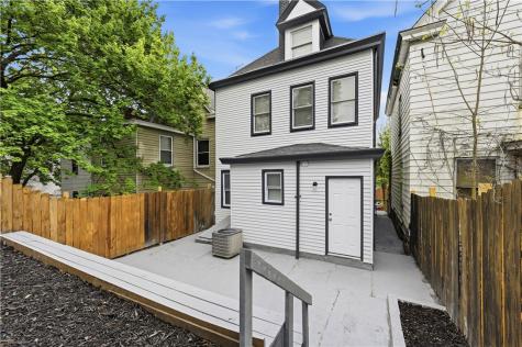 312 W Burgess Perry Hilltop PA 15214