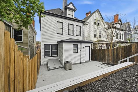 312 W Burgess Perry Hilltop PA 15214