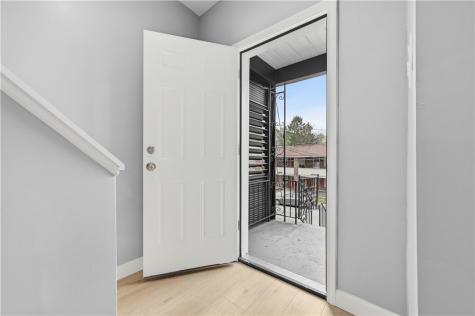 312 W Burgess Perry Hilltop PA 15214