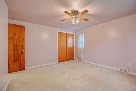 114 Senate Drive Pleasant Hills PA 15236