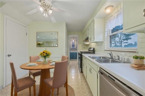 114 Senate Drive Pleasant Hills PA 15236