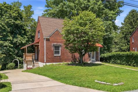 29 Garden Terrace Churchill Boro PA 15221