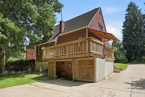29 Garden Terrace Churchill Boro PA 15221