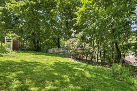29 Garden Terrace Churchill Boro PA 15221