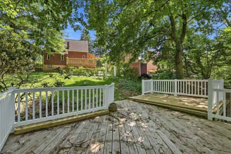 29 Garden Terrace Churchill Boro PA 15221