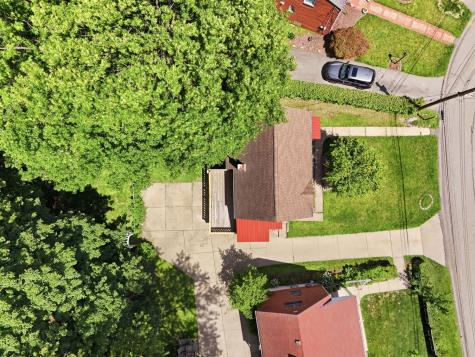 29 Garden Terrace Churchill Boro PA 15221