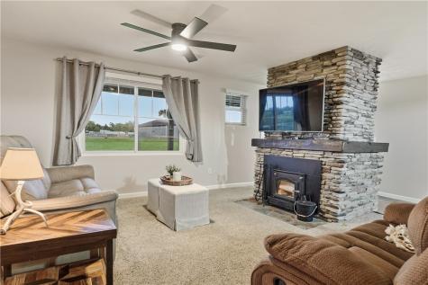 172 Reibold Road Forward Township PA 16053