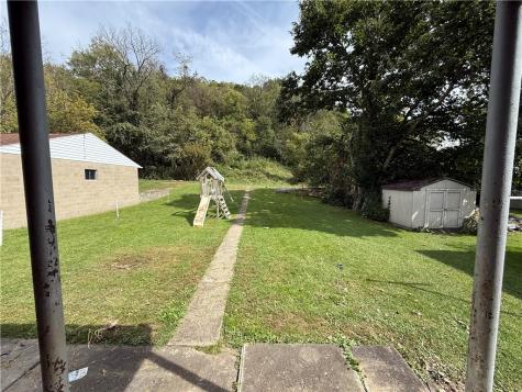 8 Penn Avenue East Bethlehem PA 15322