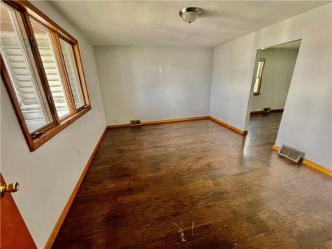 746 6th Avenue Coraopolis PA 15108