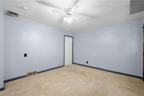 443 Conniston Avenue Bon Air PA 15210