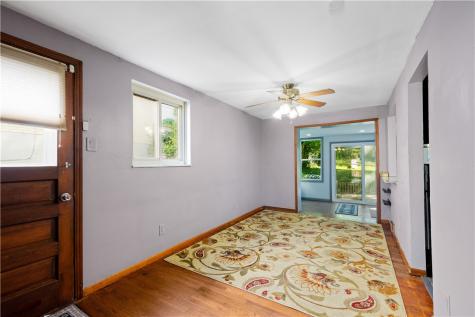 443 Conniston Avenue Bon Air PA 15210
