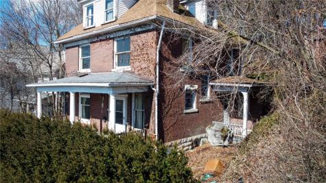248 E Fulton Street City Of But Ne PA 16001