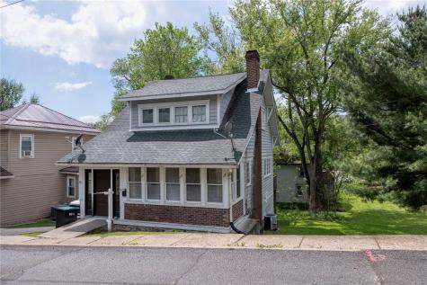 68 Center Avenue Burgettstown Boro PA 15021