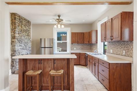 5459 Hays Street Highland Park PA 15206
