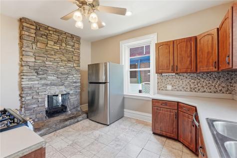 5459 Hays Street Highland Park PA 15206