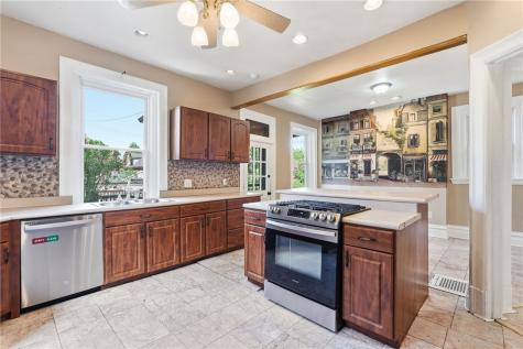 5459 Hays Street Highland Park PA 15206