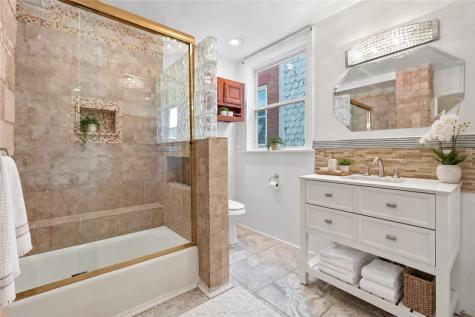 5459 Hays Street Highland Park PA 15206