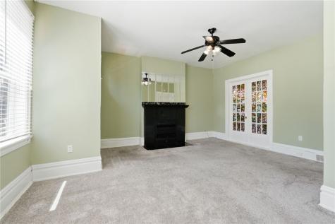 5459 Hays Street Highland Park PA 15206