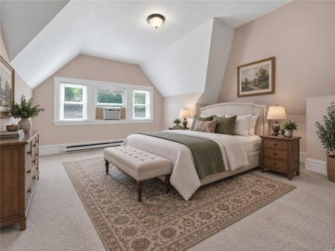 5459 Hays Street Highland Park PA 15206