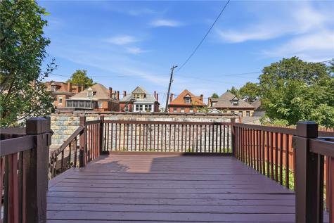 5459 Hays Street Highland Park PA 15206