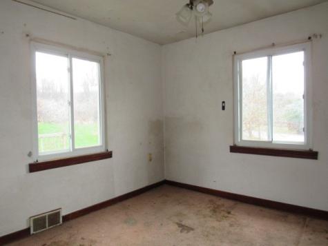 4022 Pittsburgh Road Perry Township PA 15012