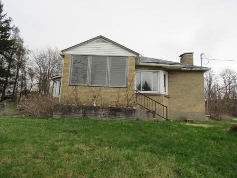 4022 Pittsburgh Road Perry Township PA 15012