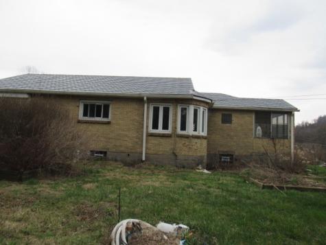 4022 Pittsburgh Road Perry Township PA 15012