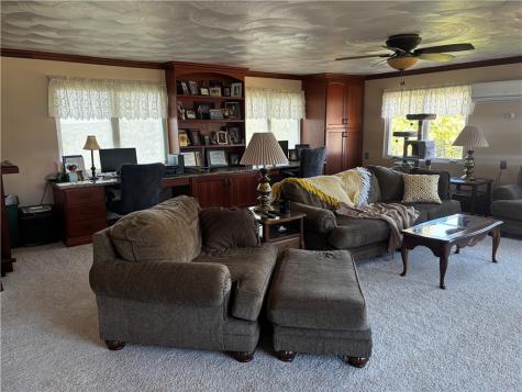 68 Redwood Avenue North Union Township PA 15401